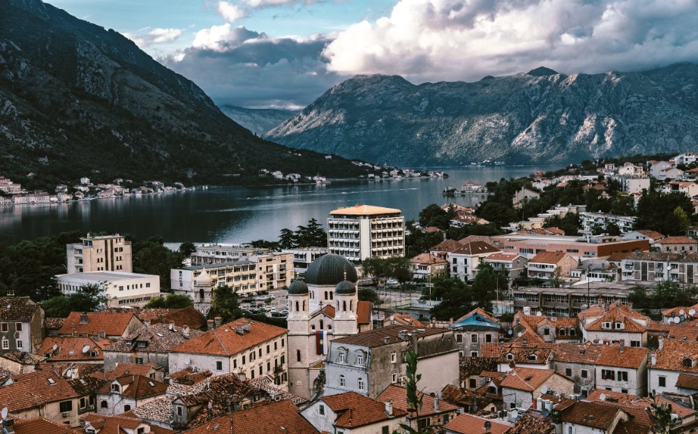 Teluk Kotor dan bandar lama Kotor, Montenegro