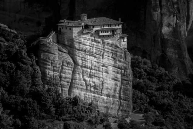Biara Meteora di atas batu tinggi, Greece